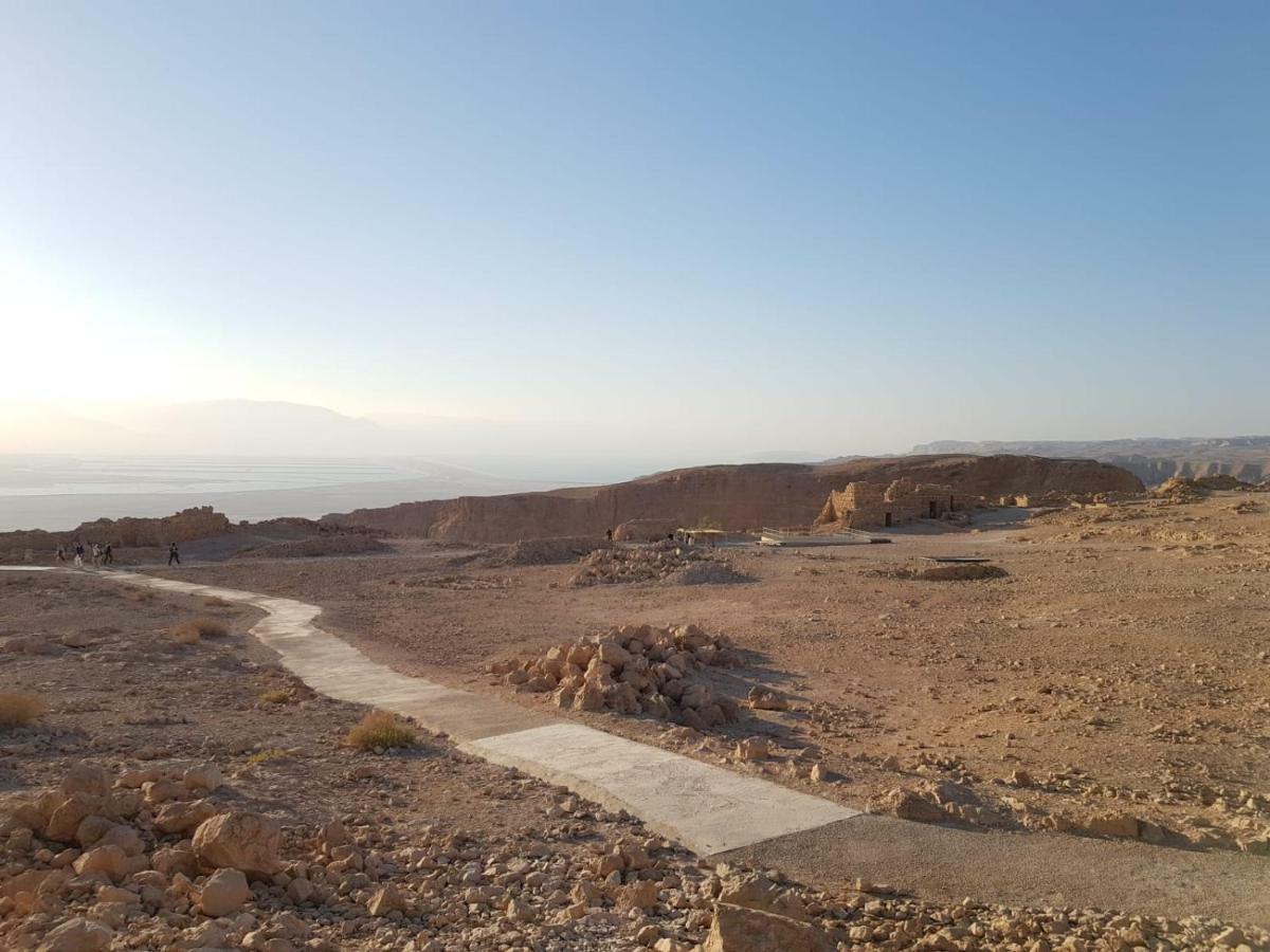 The Lowest Place On Earth B&B Neot HaKikar Buitenkant foto